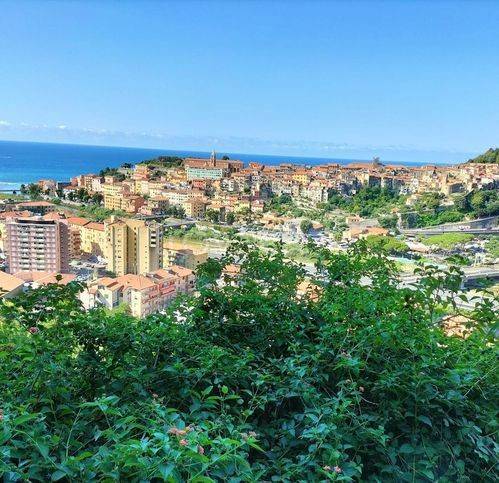 casale in vendita a Ventimiglia