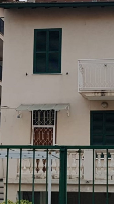 casa indipendente in vendita a Ventimiglia