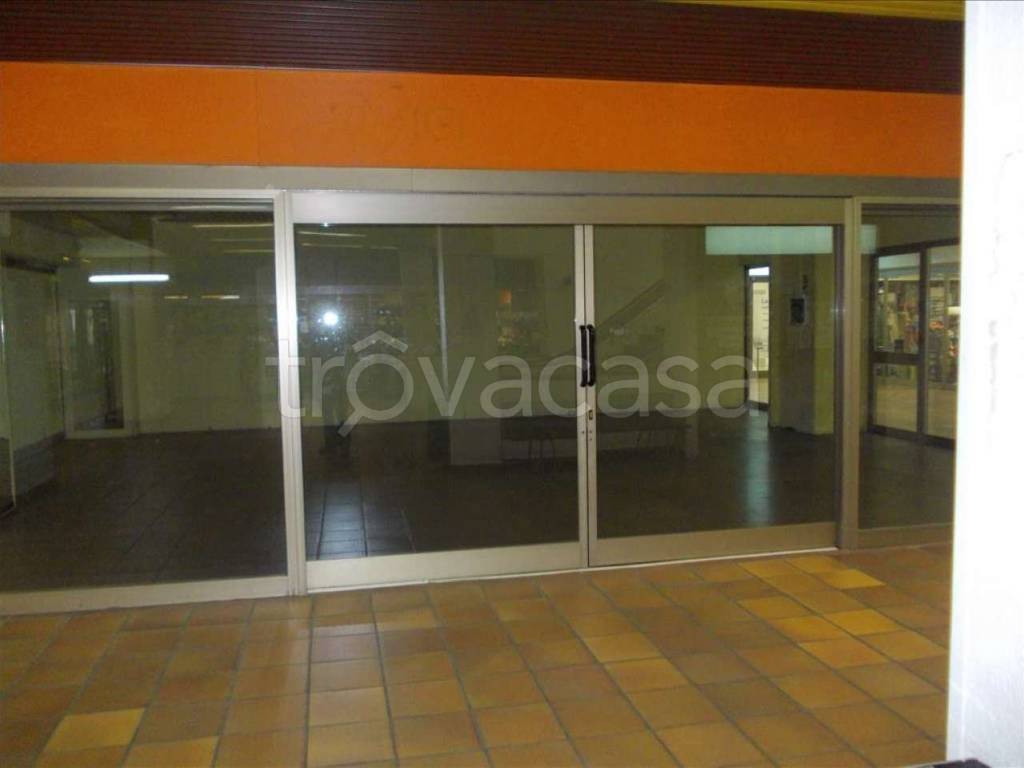 negozio in vendita a Ventimiglia