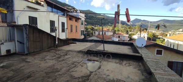 appartamento in vendita a Ventimiglia in zona Bevera
