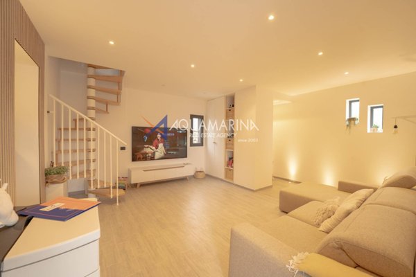 casa indipendente in vendita a Ventimiglia