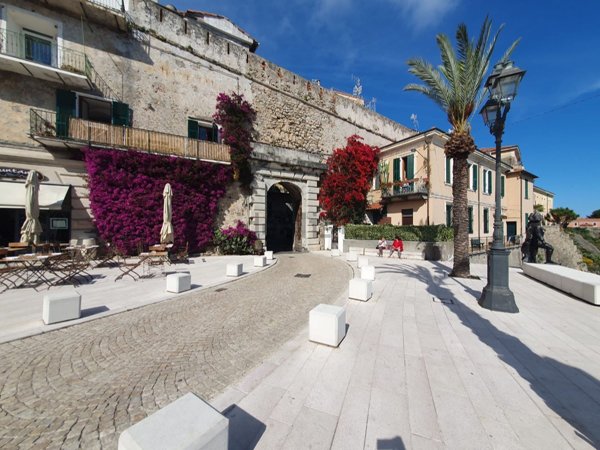 appartamento in vendita a Ventimiglia