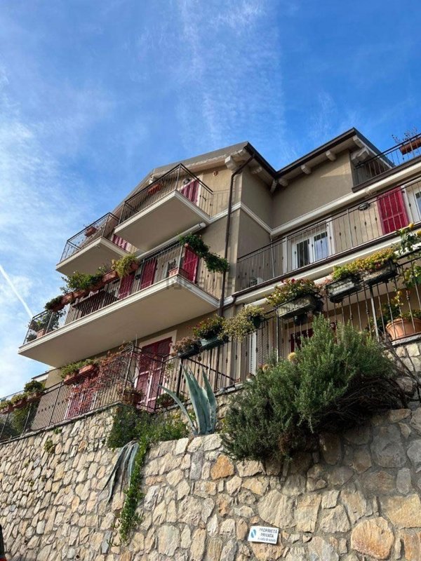 appartamento in vendita a Ventimiglia in zona Latte