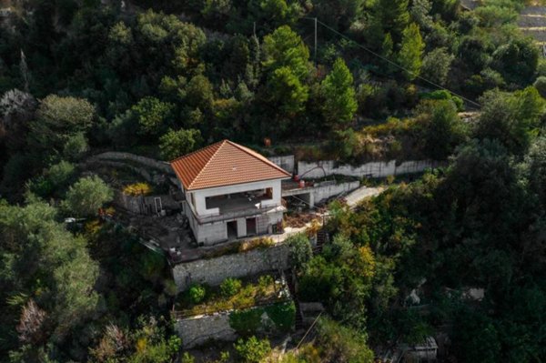 casa indipendente in vendita a Ventimiglia