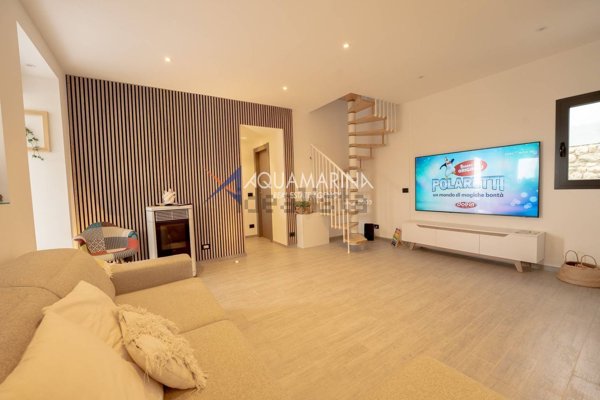 casa indipendente in vendita a Ventimiglia