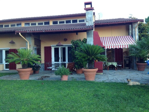 casa indipendente in vendita a Ventimiglia in zona Seglia / San Bernardo