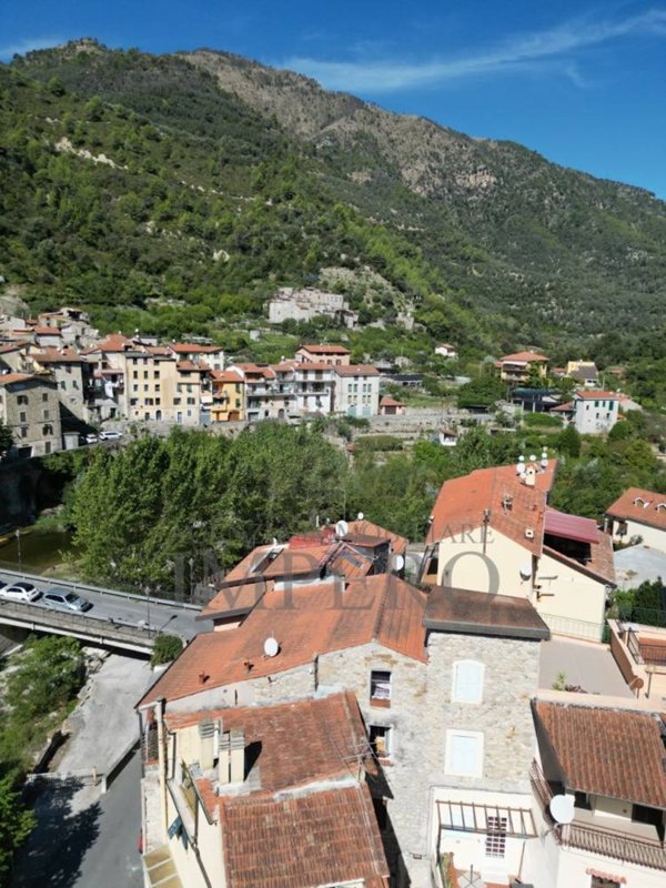 appartamento in vendita a Ventimiglia in zona Torri