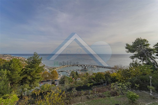 casa indipendente in vendita a Ventimiglia
