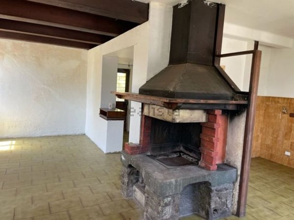 casa indipendente in vendita a Ventimiglia