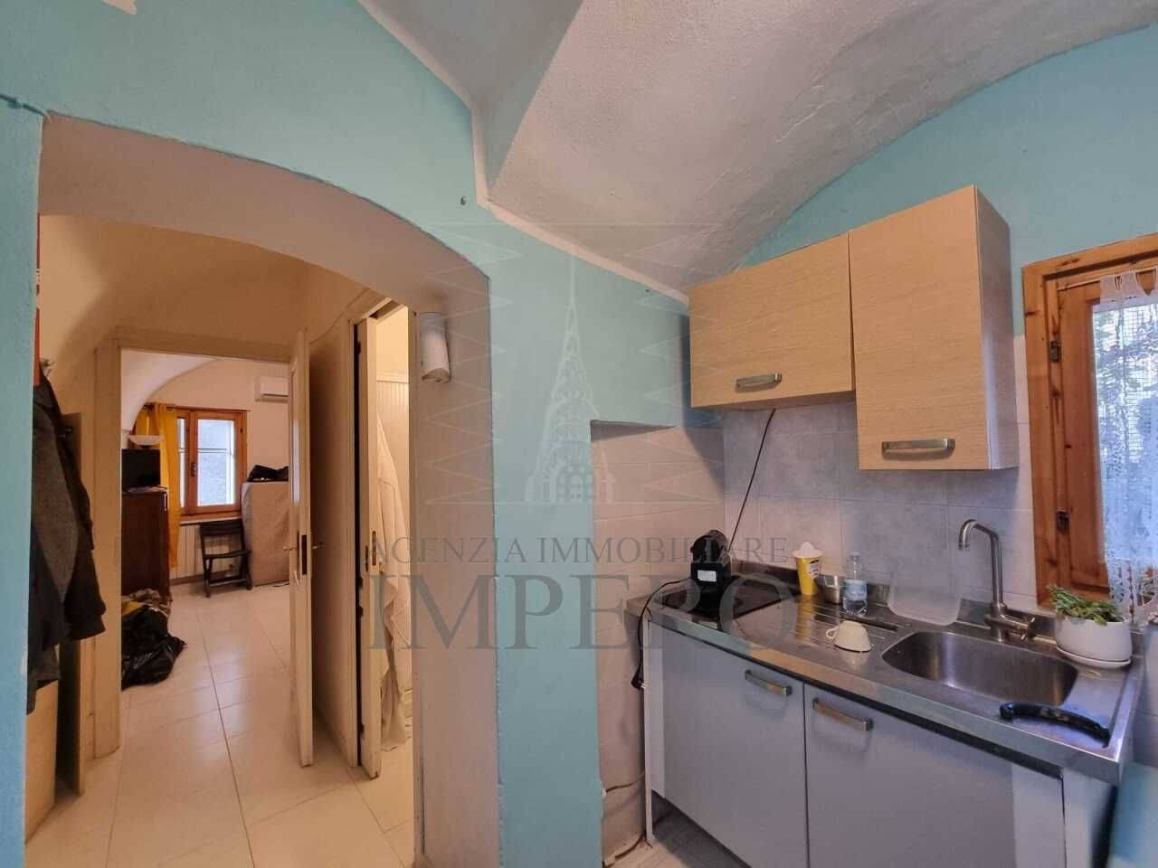 appartamento in vendita a Ventimiglia in zona Seglia / San Bernardo