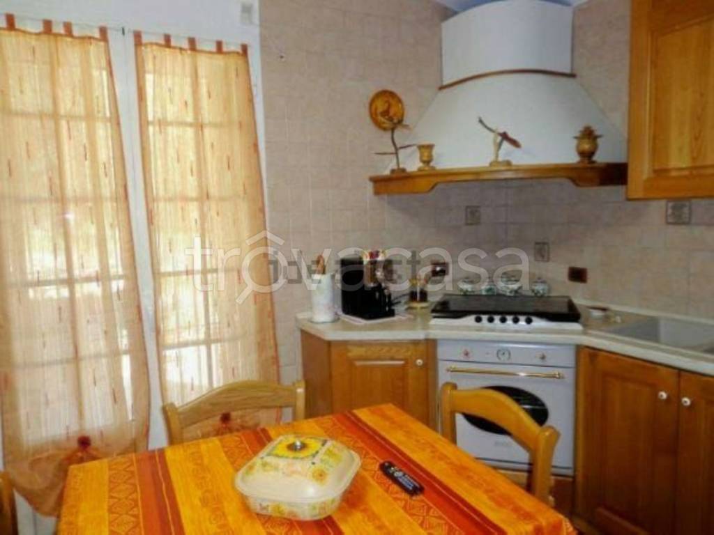 casa indipendente in vendita a Ventimiglia