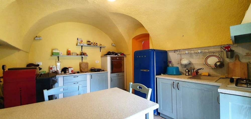 appartamento in vendita a Ventimiglia in zona Torri