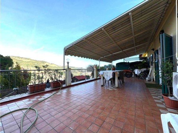 casa indipendente in vendita a Ventimiglia in zona Seglia / San Bernardo