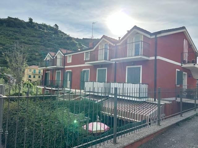 appartamento in vendita a Ventimiglia in zona Latte