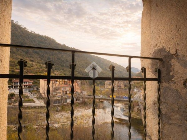 appartamento in vendita a Ventimiglia in zona Torri