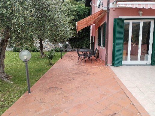 appartamento in vendita a Ventimiglia in zona Latte