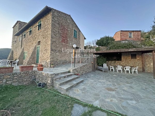 casa indipendente in vendita a Ventimiglia
