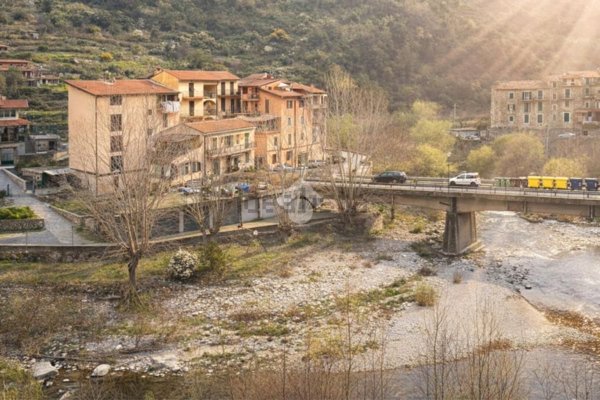 appartamento in vendita a Ventimiglia in zona Torri