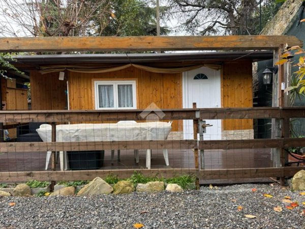 casa indipendente in vendita a Ventimiglia in zona Latte