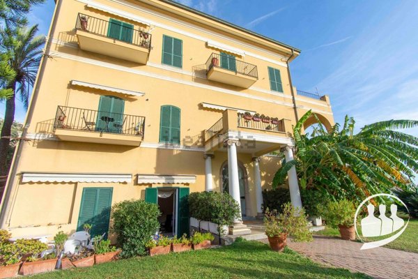 appartamento in vendita a Ventimiglia in zona Latte