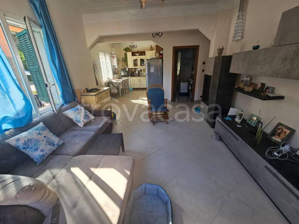 casa semindipendente in vendita a Ventimiglia