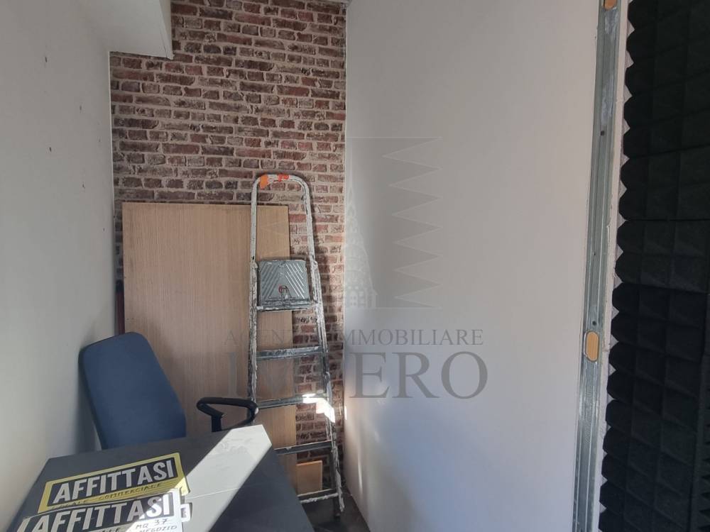 locale commerciale in vendita a Ventimiglia