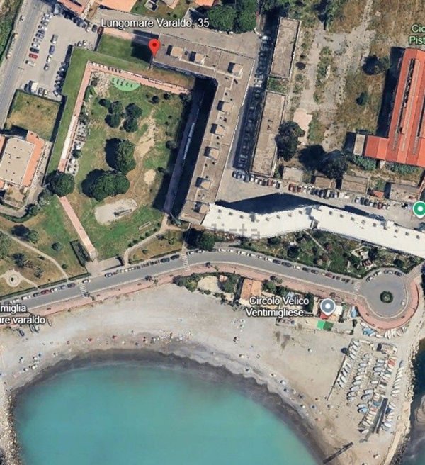 locale commerciale in vendita a Ventimiglia