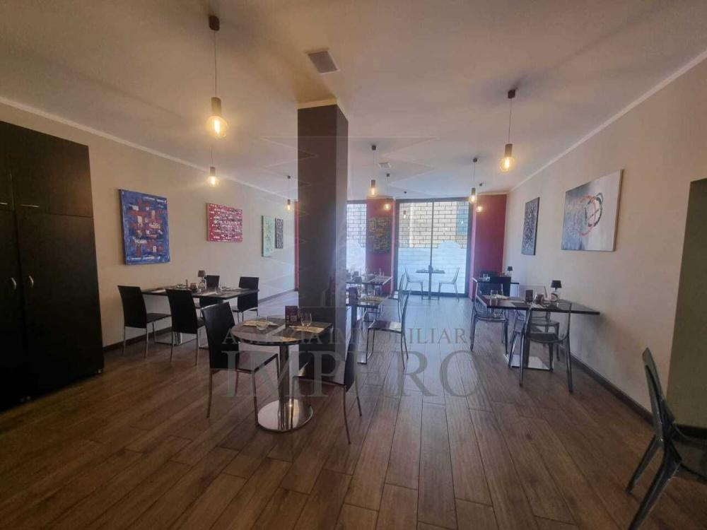 locale commerciale in vendita a Ventimiglia