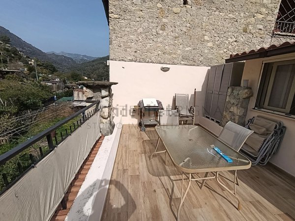 appartamento in vendita a Ventimiglia in zona Torri
