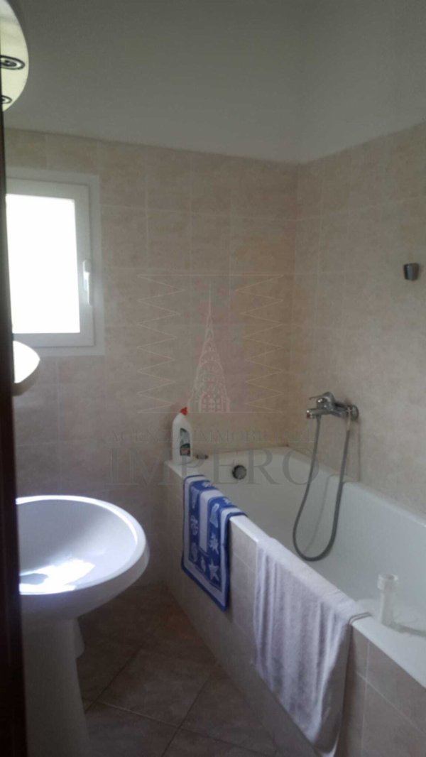 casa indipendente in vendita a Ventimiglia in zona Carletti