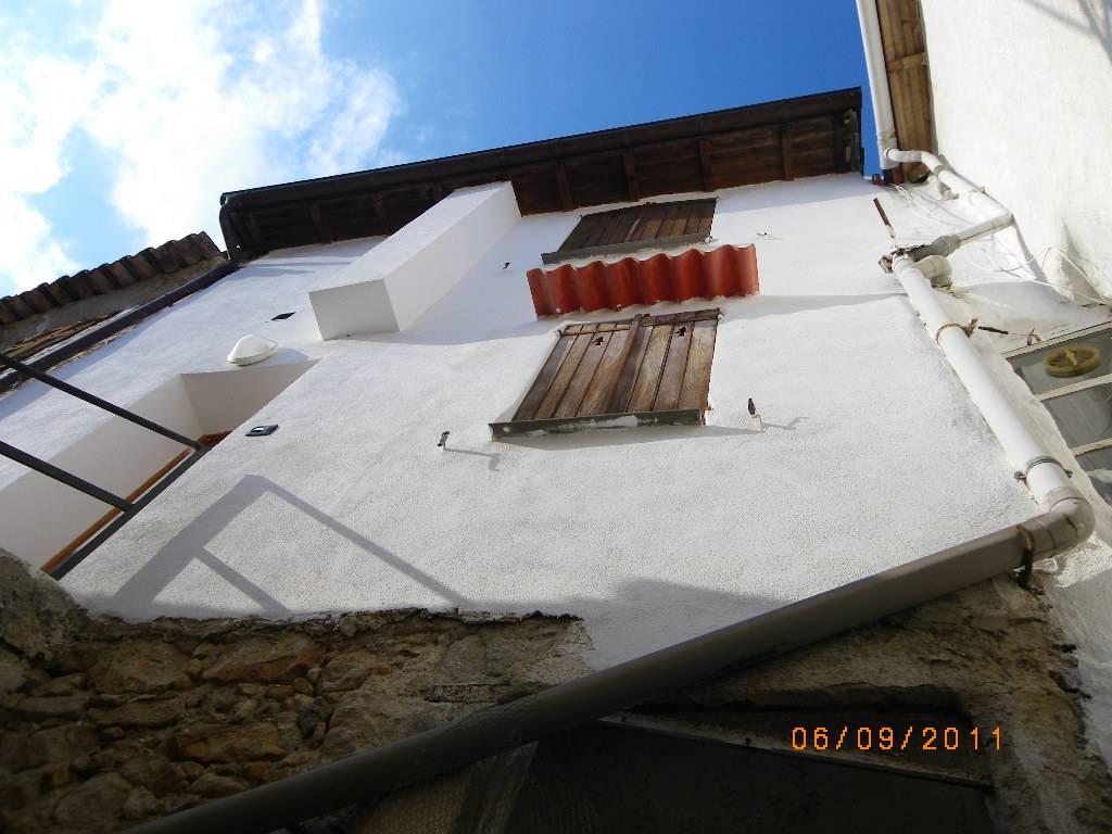 casa indipendente in vendita a Ventimiglia