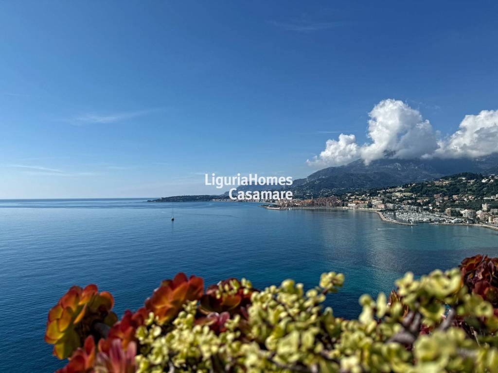 appartamento in vendita a Ventimiglia in zona Grimaldi