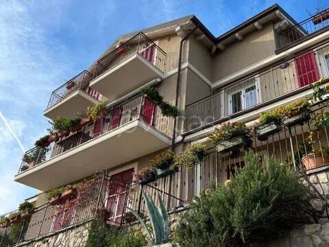 appartamento in vendita a Ventimiglia in zona Latte