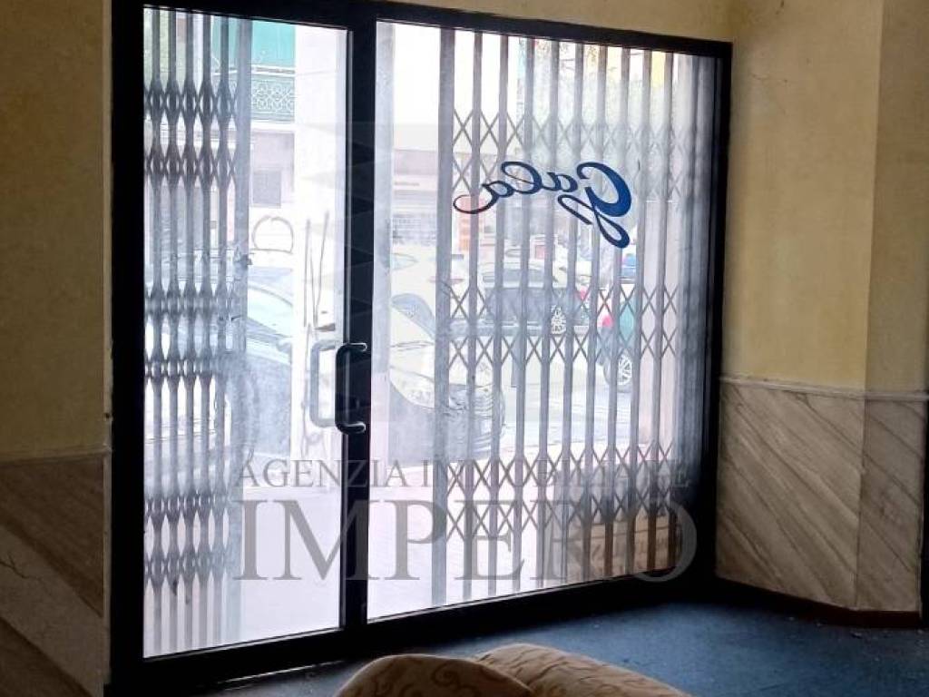 negozio in vendita a Ventimiglia