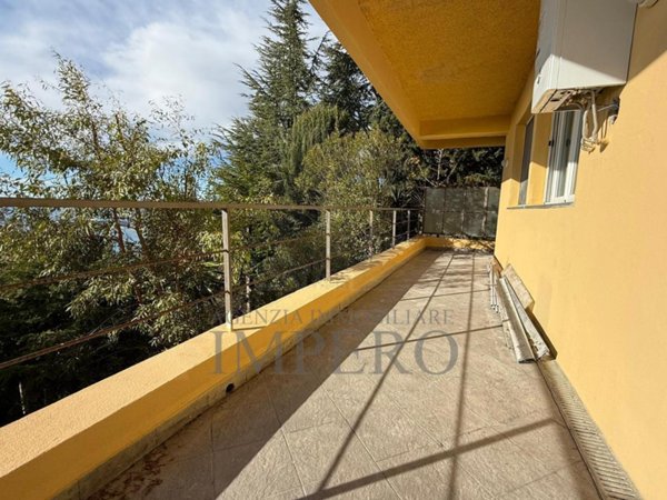 appartamento in vendita a Ventimiglia in zona Mortola Superiore