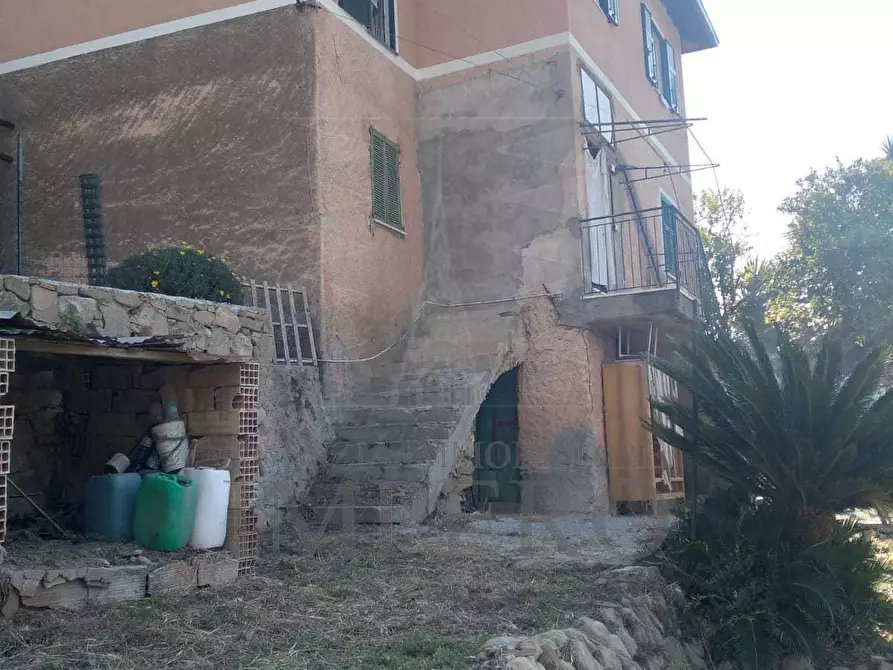 casa indipendente in vendita a Ventimiglia in zona Latte