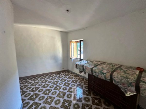 appartamento in vendita a Ventimiglia in zona Latte