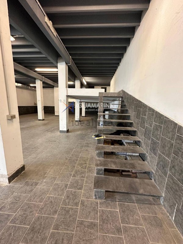 locale commerciale in vendita a Ventimiglia