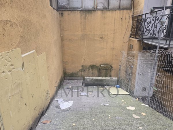 locale di sgombero in vendita a Ventimiglia