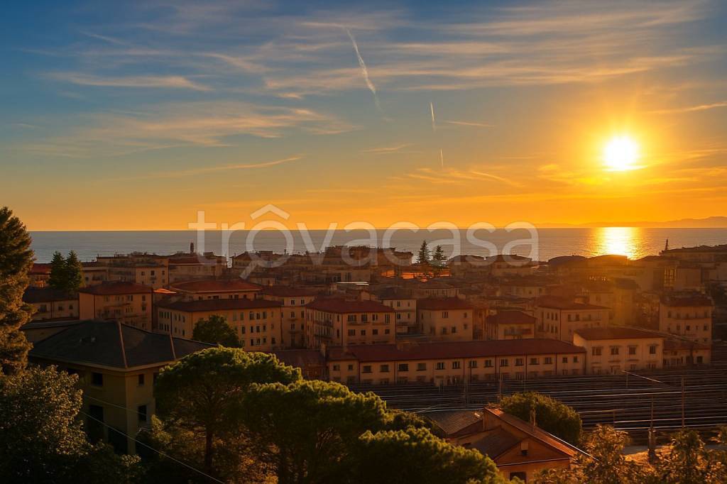 casa indipendente in vendita a Ventimiglia