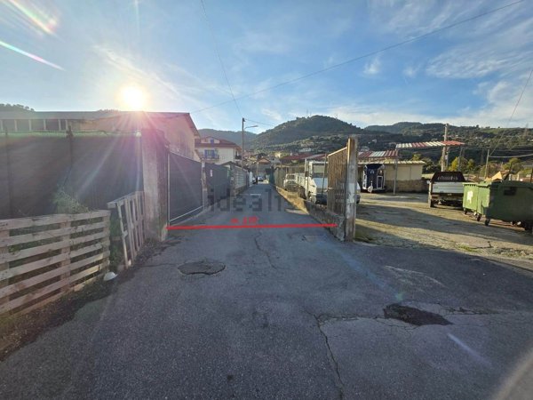 capannone in vendita a Ventimiglia