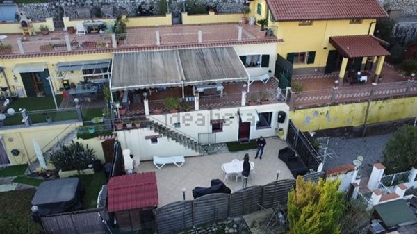 casa indipendente in vendita a Ventimiglia in zona Seglia / San Bernardo