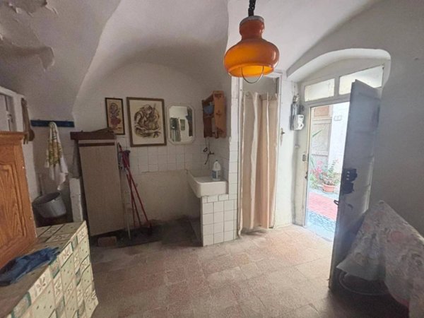 appartamento in vendita a Ventimiglia in zona Latte