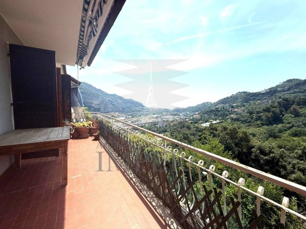 appartamento in vendita a Ventimiglia in zona Seglia / San Bernardo