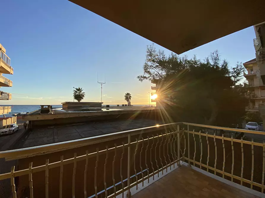 casa indipendente in vendita a Ventimiglia