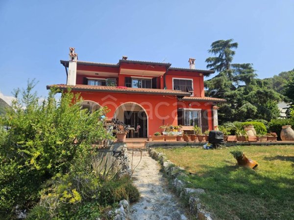 casa indipendente in vendita a Ventimiglia in zona Porra