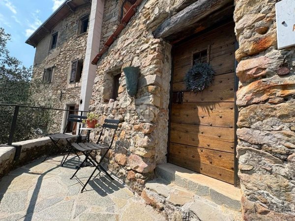 appartamento in vendita a Ventimiglia in zona Calvo
