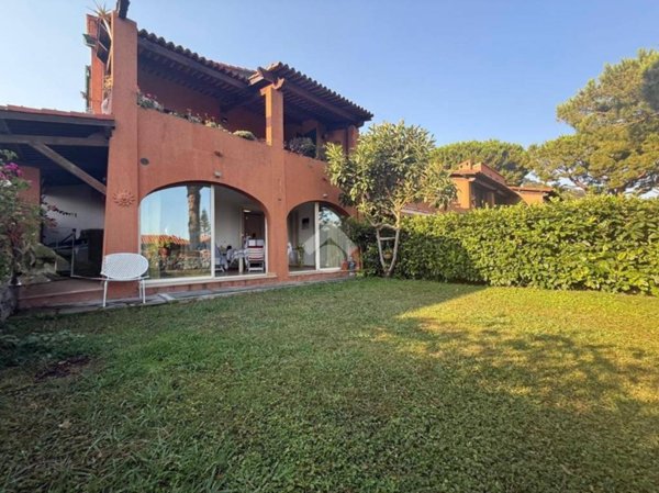 appartamento in vendita a Ventimiglia in zona Latte