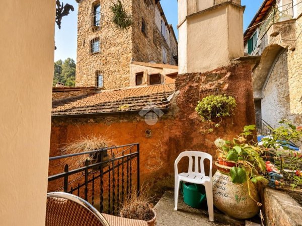 appartamento in vendita a Ventimiglia in zona Verrandi