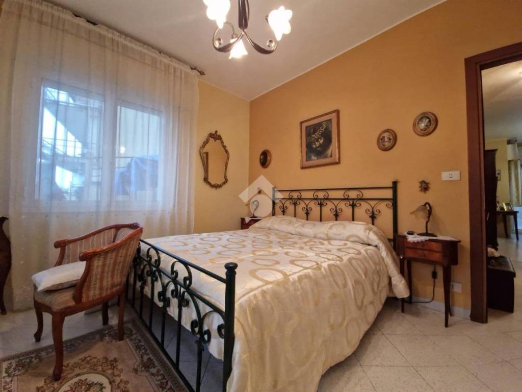 appartamento in vendita a Ventimiglia in zona Seglia / San Bernardo